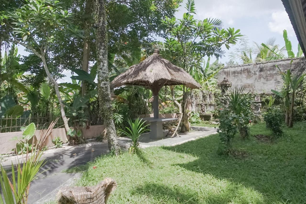 Ubud Kerta City Hotel Exterior photo