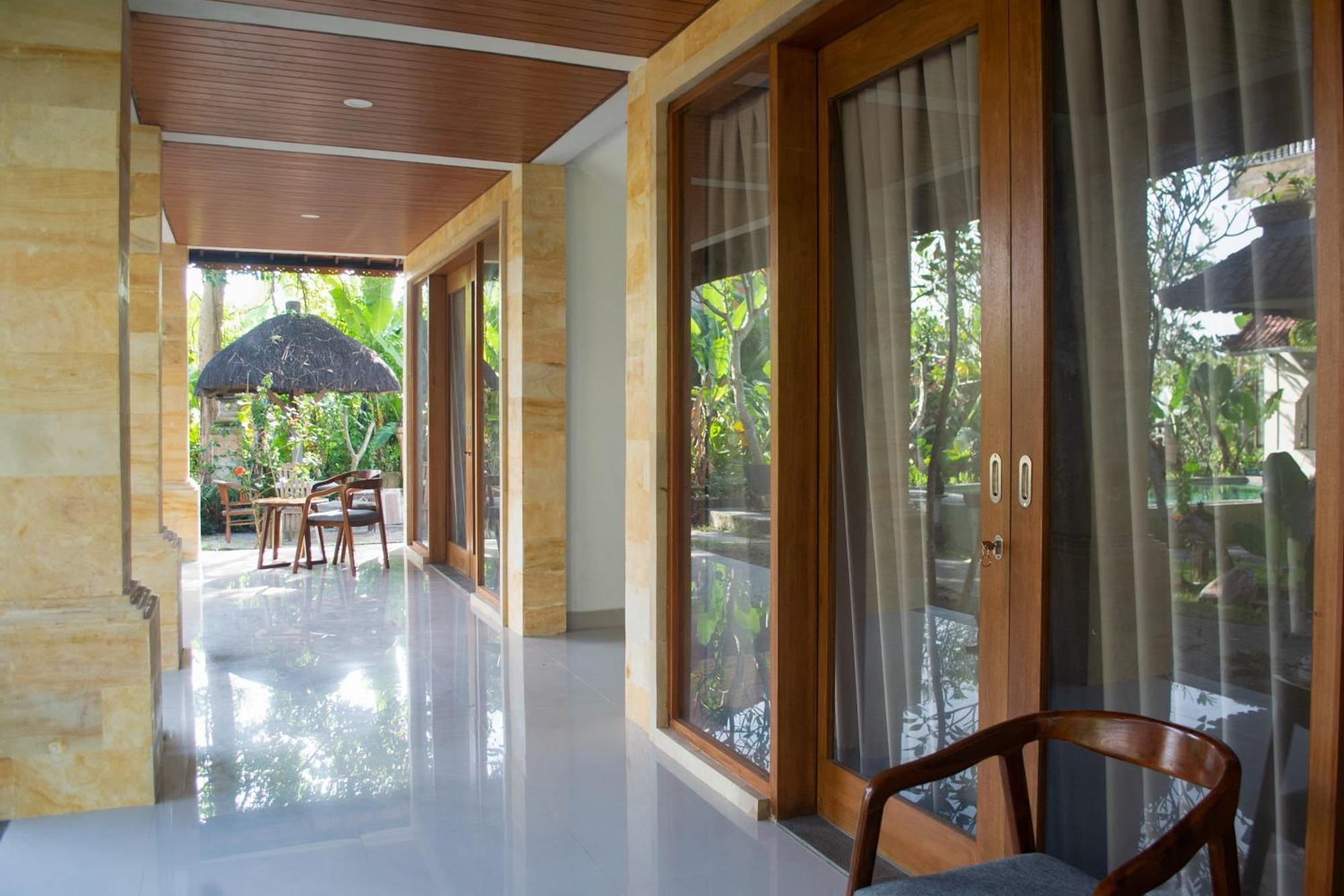 Ubud Kerta City Hotel Exterior photo